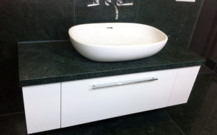 designwaschtisch-schwarz-weiss-3